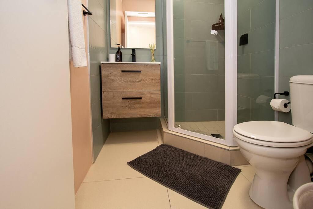Beautiful One Bed Atlantica